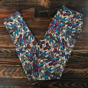 🔥HOT $5 SALE🔥 NEW Leggings OS